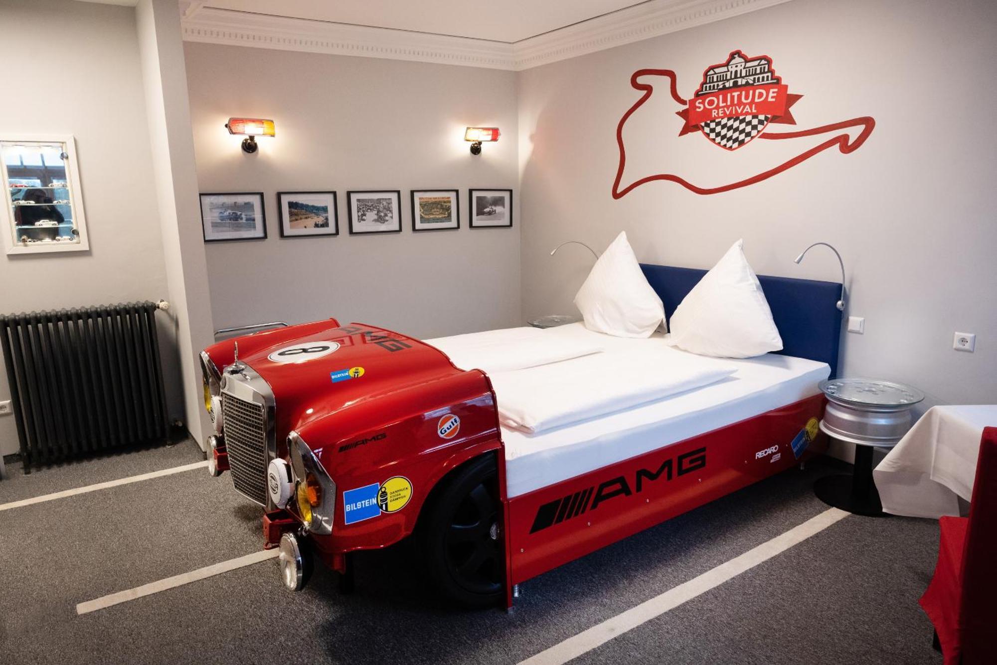 Motorworld Inn Warthausen Екстериор снимка