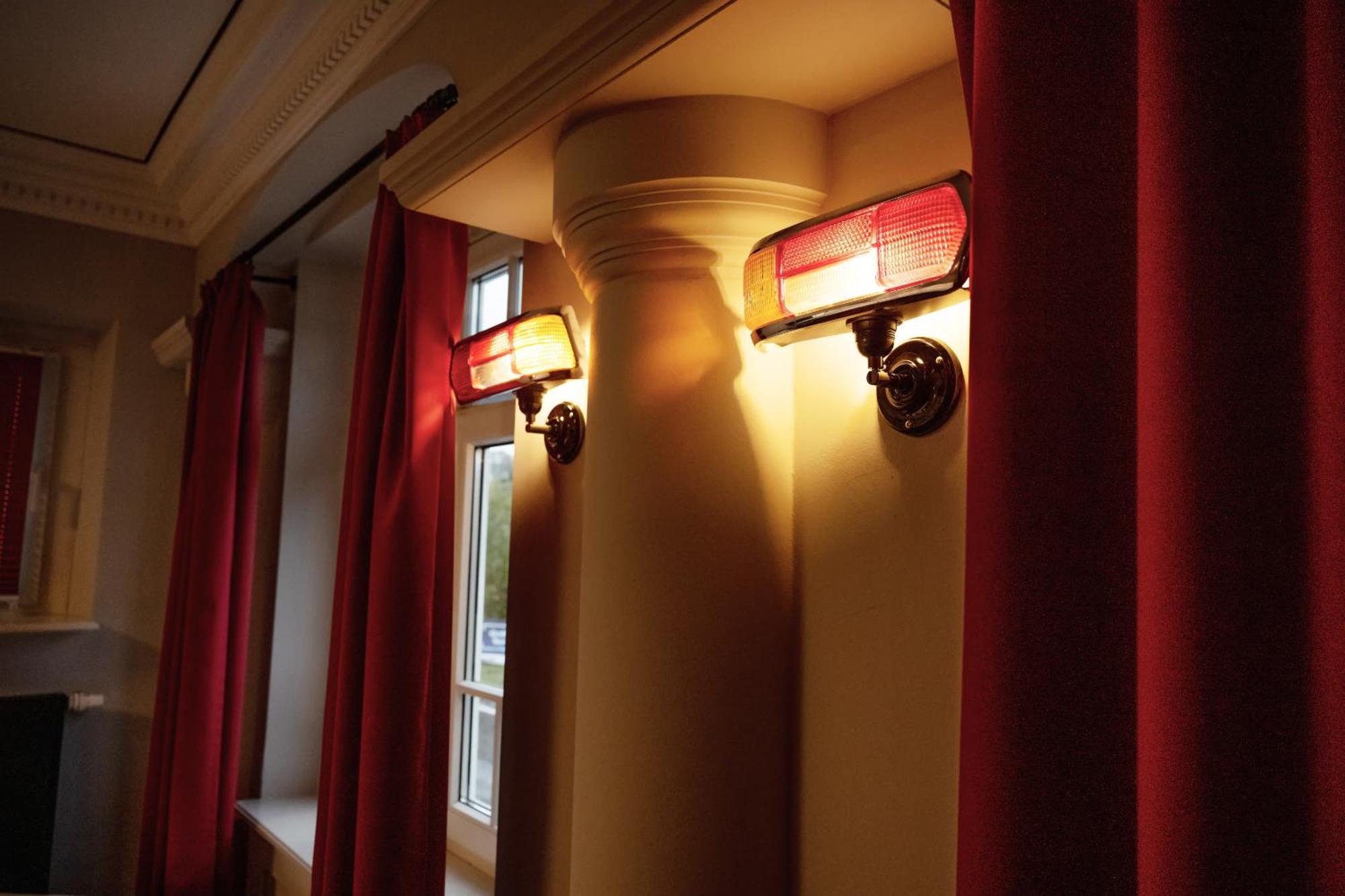 Motorworld Inn Warthausen Екстериор снимка